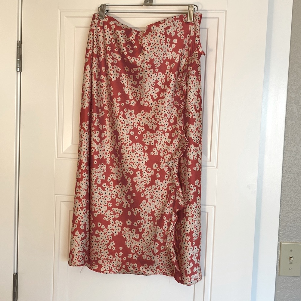 Pink floral midi skirt